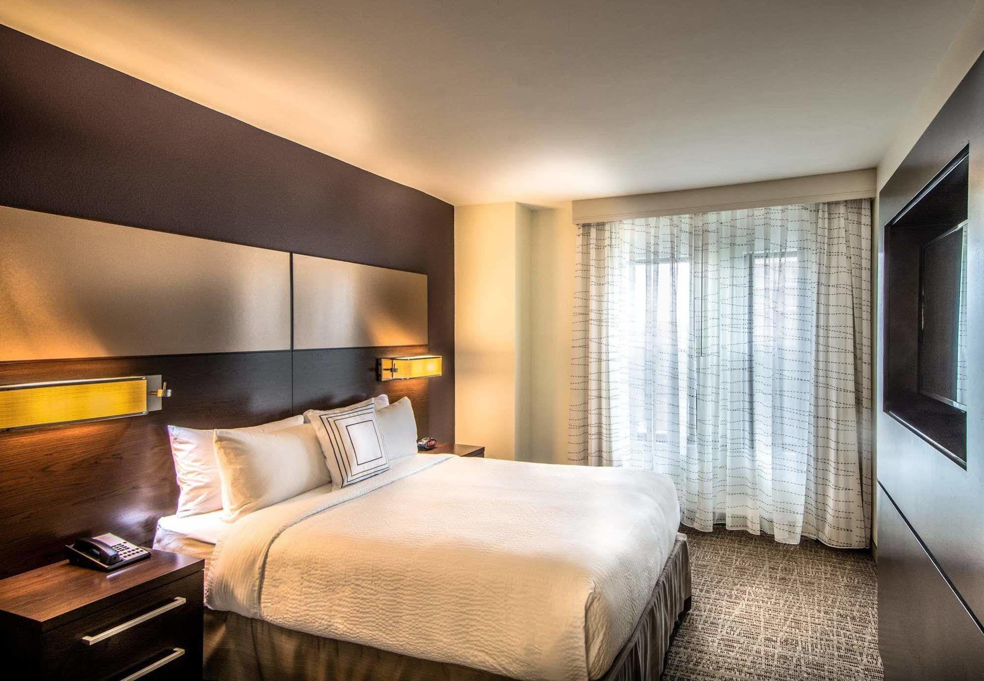 Residence Inn By Marriott Charlottesville Downtown Eksteriør bilde